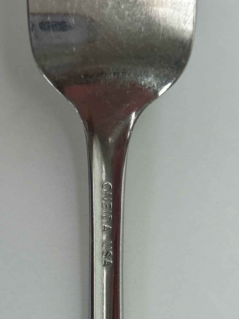 Set of 4 Oneida USA Stainless Bancroft 6 3/4” Oval Soup Spoons discontinued